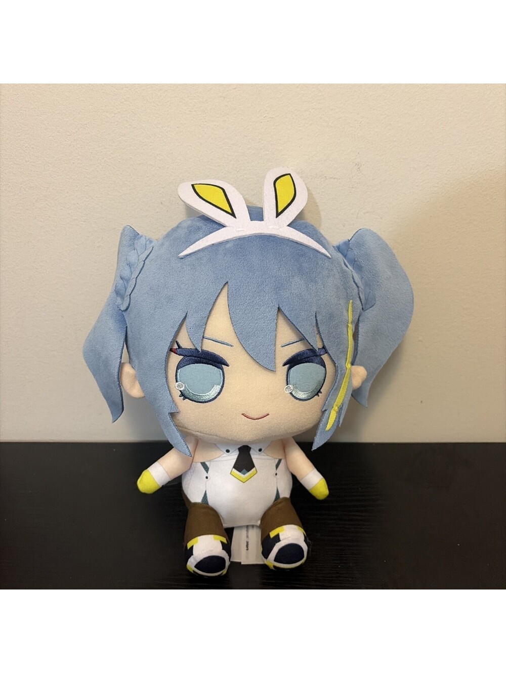 11" Kyugumaru Hatsune Miku White Sporty Rabbit Plush